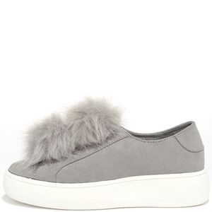 Steve Madden Pom Pom Espadrilles. Size 8.5